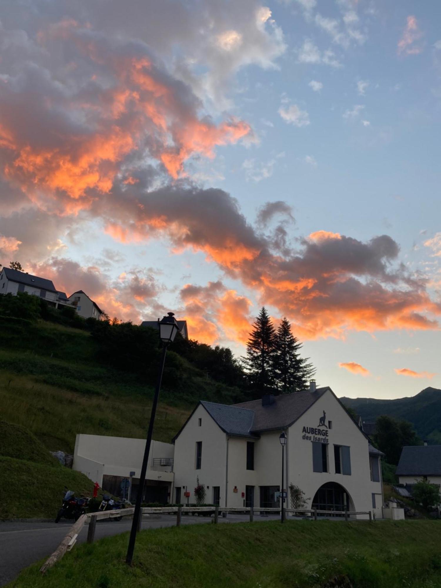 Auberge Des Isards Aydius Buitenkant foto